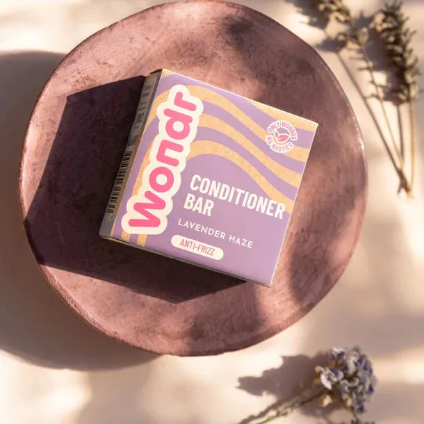 WONDR Lavender haze conditioner bar